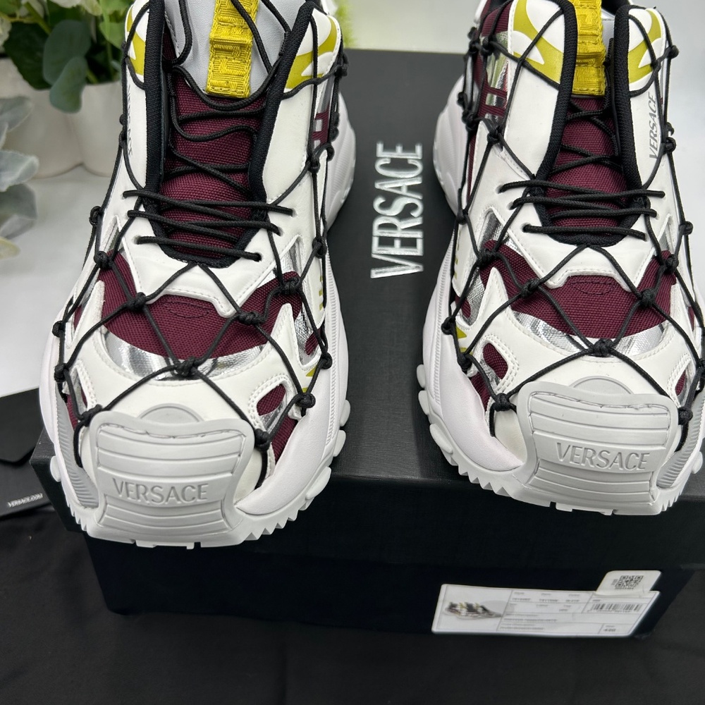 Men’s Versace V3 net leather sneakers size 10 US made in Italy - Picture 6 of 14